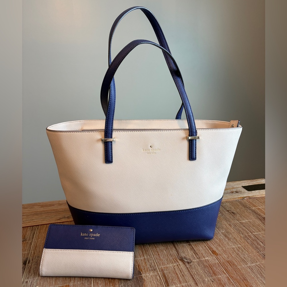 Kate Spade Navy and Cream Tote and Wallet Set - Picture 15 of 16